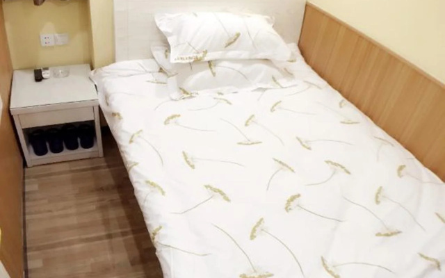 Jitai Hotels (Shanghai Laoximen)