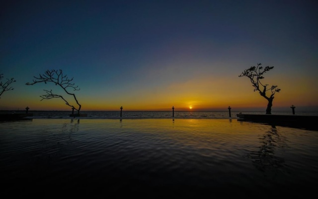 Lagoon Bay Negombo