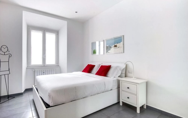 Charming 2 Beds Flat in a Great Area