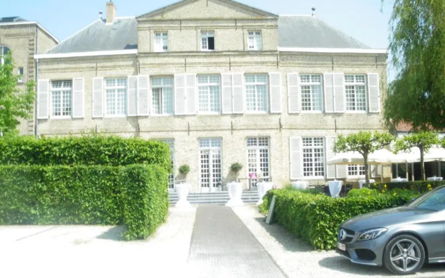 hotelImage