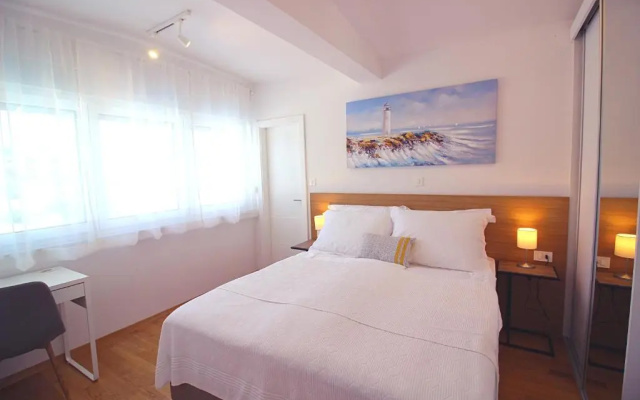 Sun Apartments