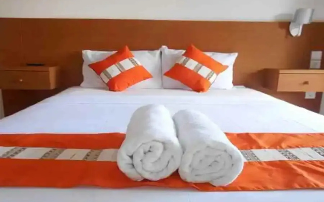 RedDoorz At Kerobokan Seminyak 2