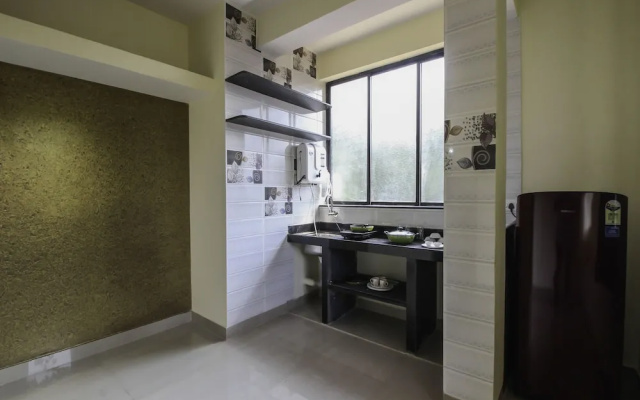 OYO 15927 Home Spacious Studio Reis Margo Fort