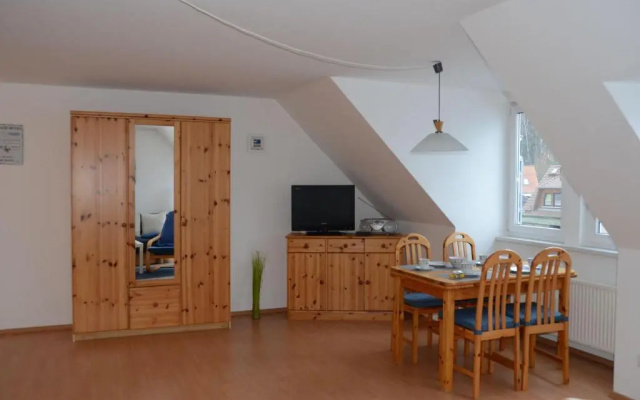 1-Zi-FeWo-Studio-direkt-am-Seeufer-perfekte-Lage-barrierefrei