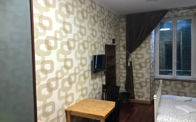 Friend House 2