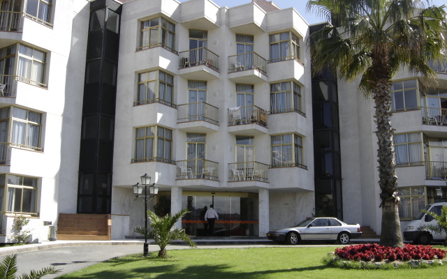 Отель Apartamentos ALEGRIA Bolero Park Испания, Льорет-де-Мар - 2 отзыва об отеле, цены и фото номеров - забронировать отель Apartamentos ALEGRIA Bolero Park онлайн вид на фасад