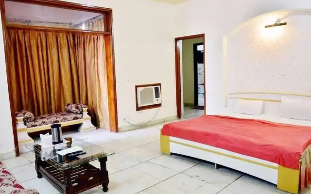 Mandakini Palace Kanpur