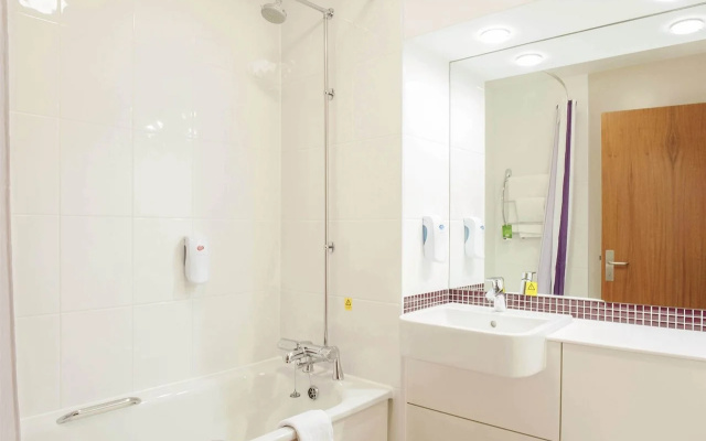 Premier Inn Birmingham Longbridge