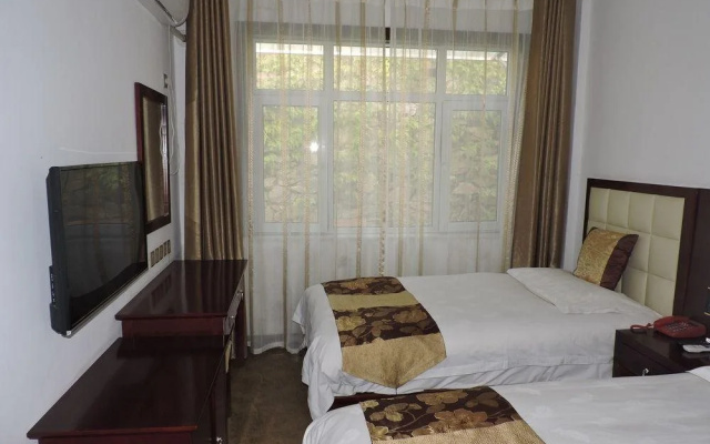 Xianju Hotel