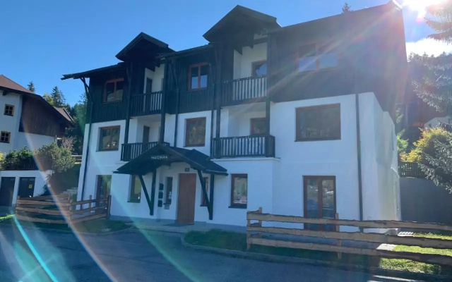 Mai-Brunn Alm Appartements, Maibrunnenweg 38