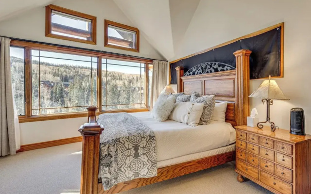 Luxurious Ski-in/ski-out Telluride Mountain Escape