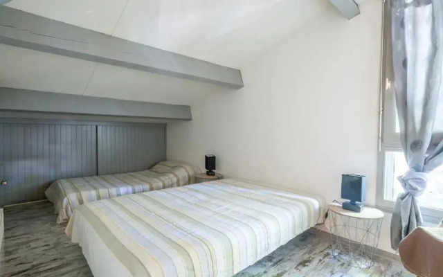 Maison T3, Jardinet Clos, Proche Lac de Biscarrosse, 4/5 Pers, Au Calme Et Parking Inclus - Fr-1-521-33
