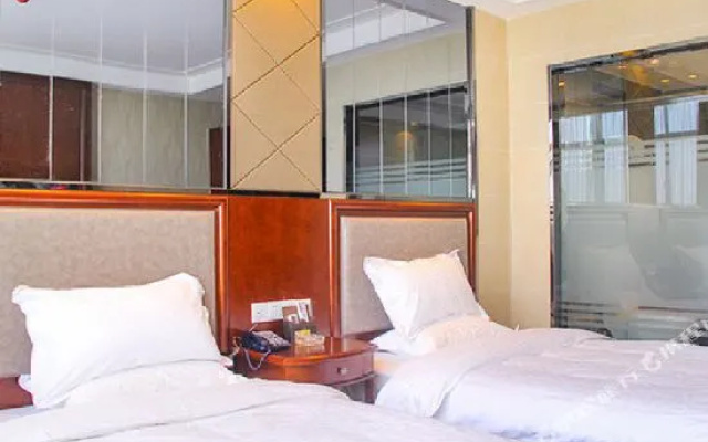 Juyuan PLatinum Hotel