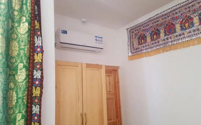 Amir Hostel