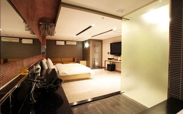 Incheon (Songdo) Ichae