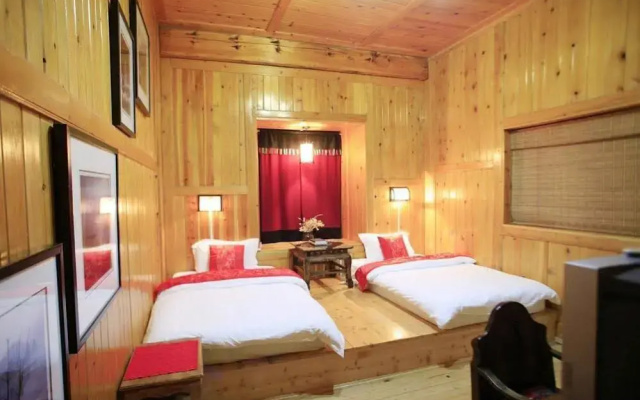 Shangri-la Zhengyi Homestay