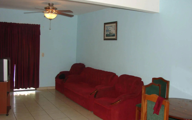 Villa Riviera