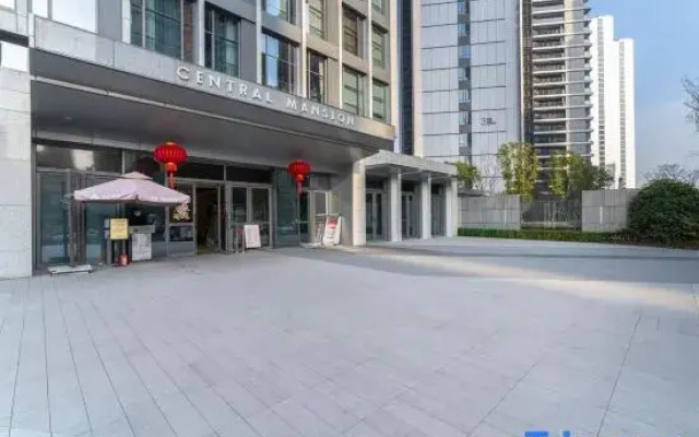 Shuixing Yingjing Apartment