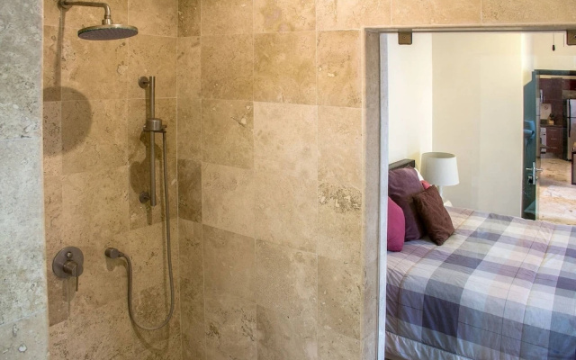 El Faro 303 Surf 1 Bedroom