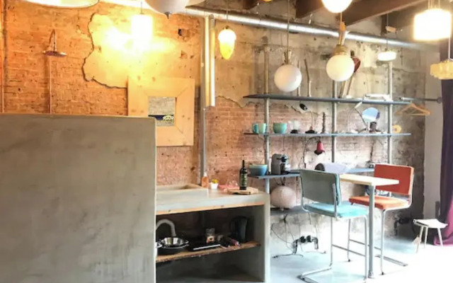 Studio in Canal Villa in the Old Centre Schiedam