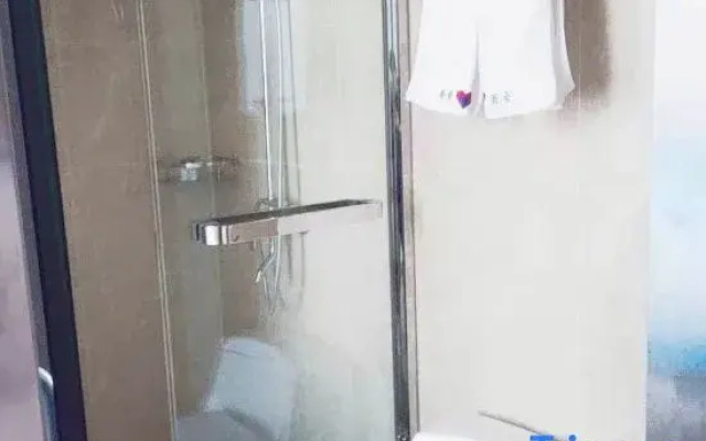 Qinqin Lily Homestay (Shanghai Jiading Yongsheng Road)