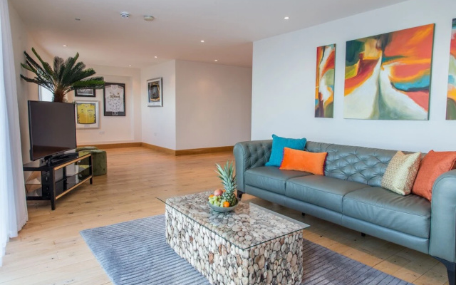 Just Stay Wales – Meridian Quay Penthouses