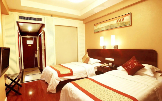 Shandong International Hotel (Jinan Quancheng Square Daming Lake Branch)