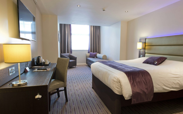 Premier Inn Newcastle City Centre The Gate