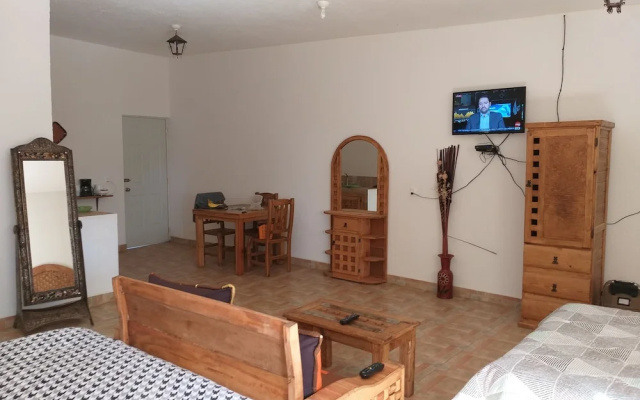 Villa Monteli Suites