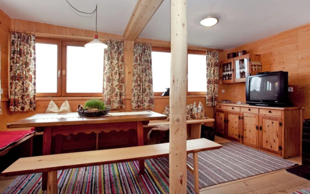 Chalet in Hippach With Private Terrace, Parking, Heating