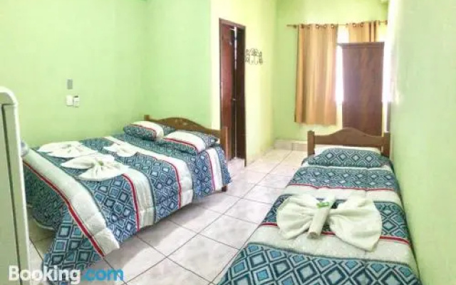 Hotel Cristo Rei 611