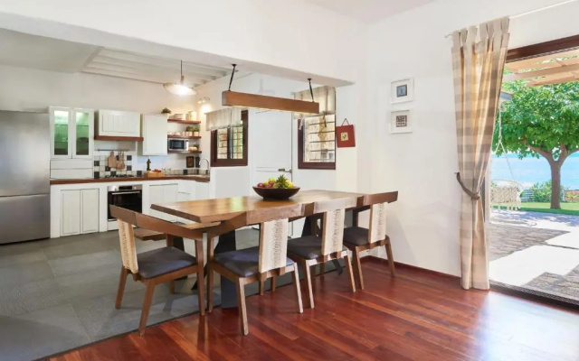 DEVELIKIA PRIVATE VILLA 3- Ierissos
