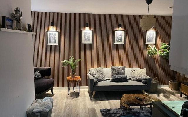 Manhattan Apartment near City Centre