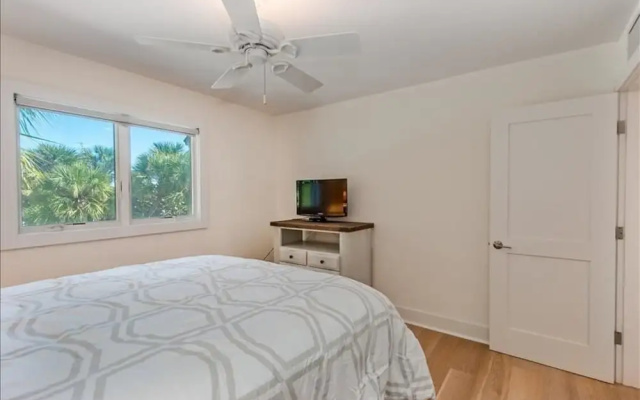 Seagrape Colony 03 - 3 Br Townhouse