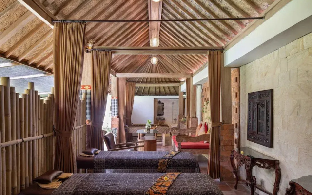 Kailash Suite by GenuineHost