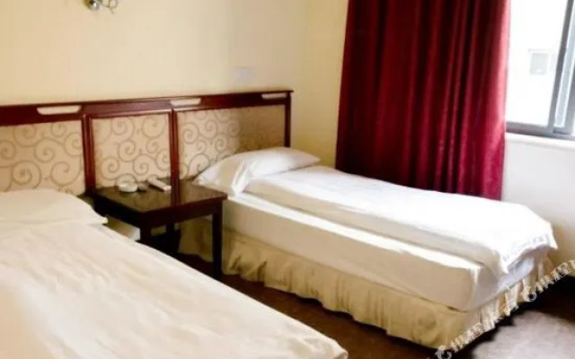 Lingdian Hostel