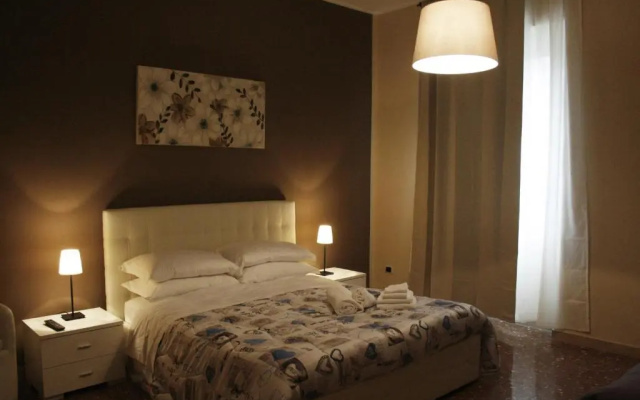 Capital Flat 9-A