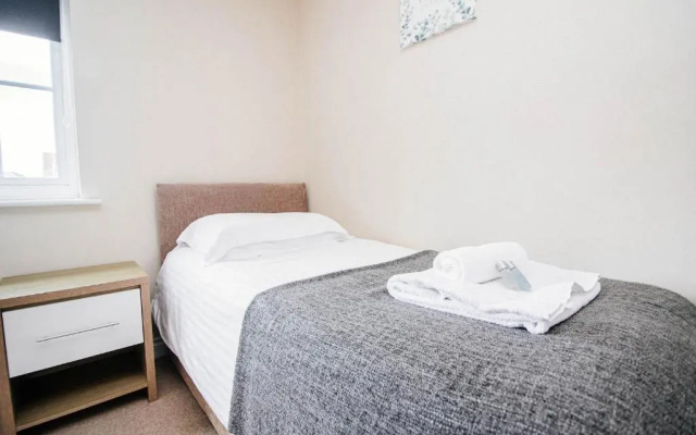 Sandall Apartment