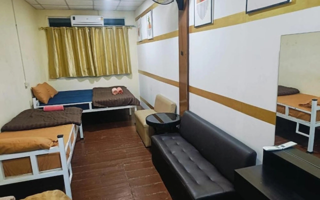 The House Hostel