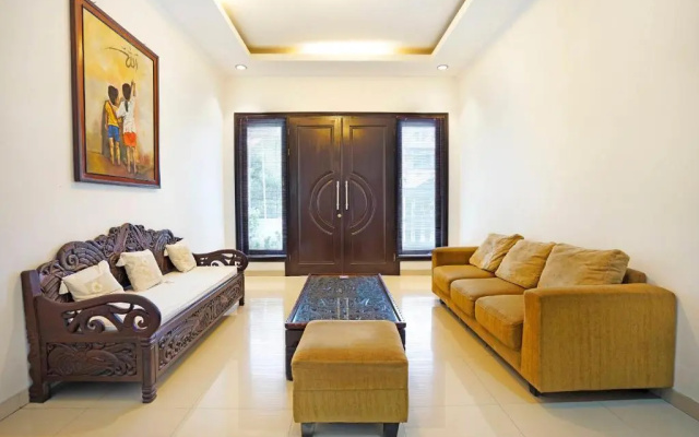 Manyar Residence Syariah By OYO