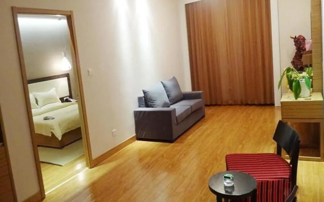 Yunlong Hotel