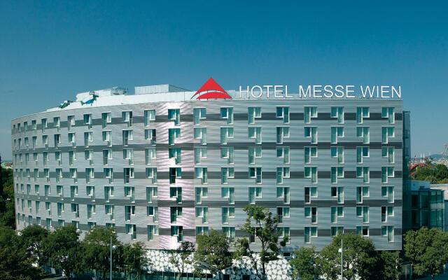 Austria Trend Hotel Messe Wien вид на фасад