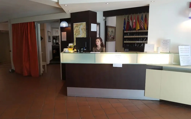Hotel Eurovil - Beach & pool