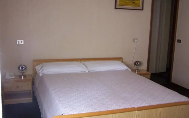 Albergo Corona