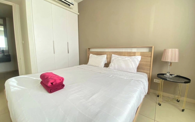 High Floor Sea View 2 Bed Room