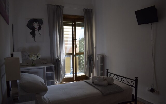 Guest House Liana Home