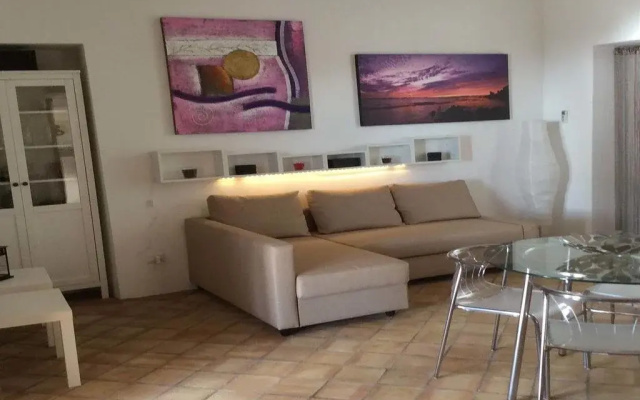 Eolian House
