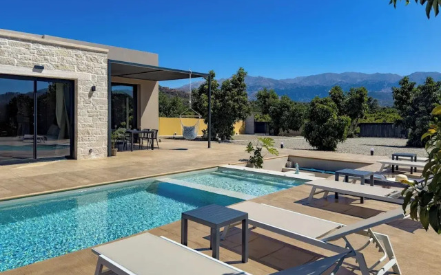 PanStel - Villa Solene with private pool