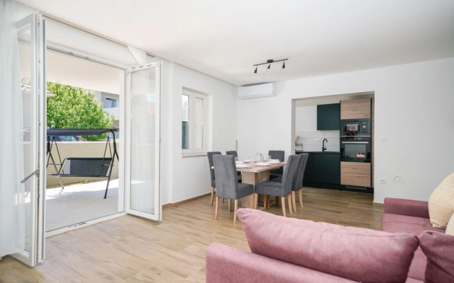 Welcome to Pina Tourist Apartments