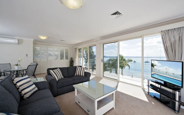 Wanda View, 245 Soldiers Point Road